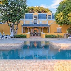 Villa Sirena Bay Estate, Willemstad