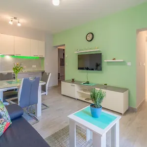 Ruzmarin - New Apartment Zadar