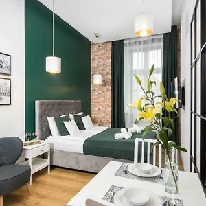 beautiful-cracow-apartments.krakowhotelspoland.com/