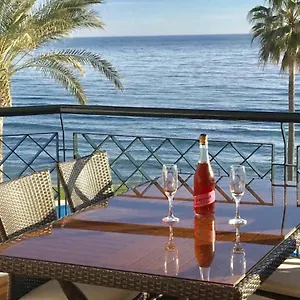 Mi Capricho A16 Beachfront Apartment Sitio de Calahonda